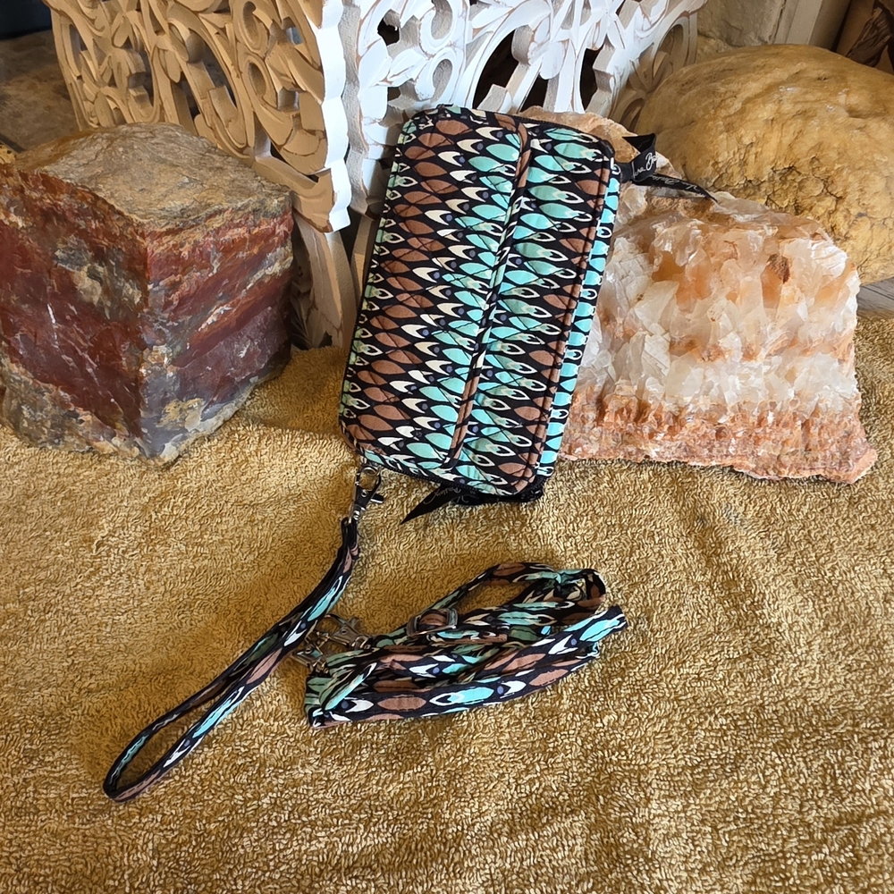 Vera Bradley Wristlet/Crossbody